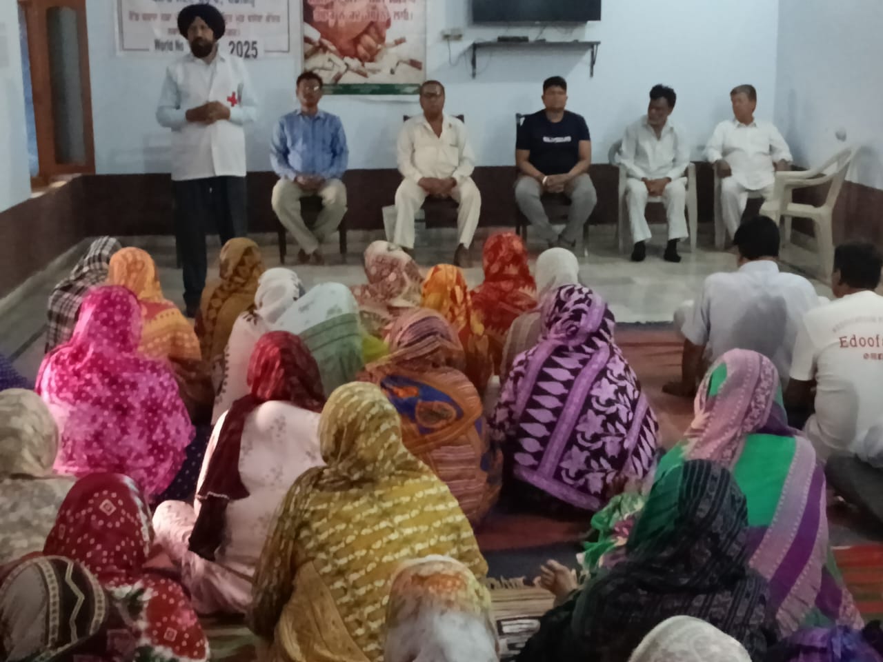रेड क्रॉस एकीकृत पुनर्वास केंद्र नवांशहर ने कुष्ठ आश्रम में एक सेमिनार का आयोजन किया।